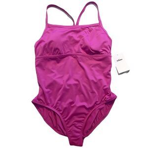 Nike HydraStrong Solid‎ Poly Racer Back One Piece Swimsuit